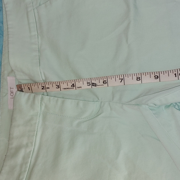 LOFT Shorts (Size 0) - Picture 5 of 9